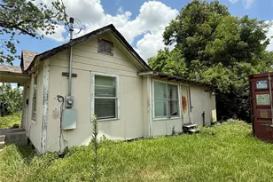 6302 Torreon St, Houston, TX 77026 - Photo 6