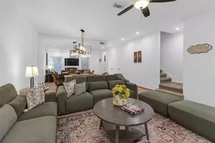 7294 Regency Square Ct, Houston, TX 77036 - Photo 6