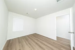 2325 Nooksack Dr, Conroe, TX 77384 - Photo 10