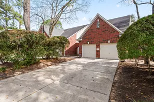 103 S Piper Trace, The Woodlands, TX 77381 - Photo 2