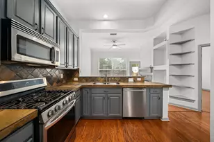 103 S Piper Trace, The Woodlands, TX 77381 - Photo 18