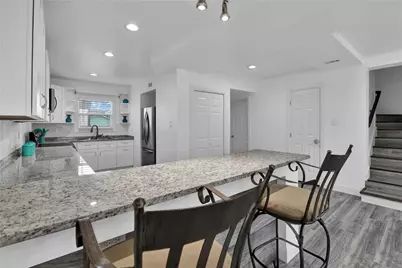 4013 Ave N 1/2, Galveston, TX 77550 - Photo 10