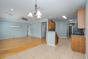 6307 S Wintersage Ln, Houston, TX 77066 - Photo 12