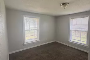 512 Rice St, Angleton, TX 77515 - Photo 8