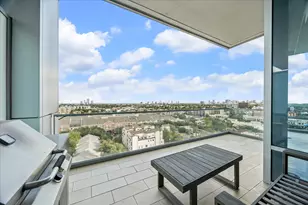 2727 Kirby Dr, Houston, TX 77098 - Photo 8
