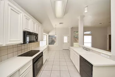 7207 Glenbank Way, Houston, TX 77095 - Photo 8