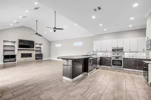 25718 Muirfield Bend Ct, Spring, TX 77389 - Photo 4