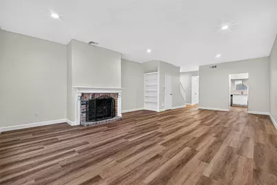5916 Woodway Place Court, Houston, TX 77057 - Photo 2