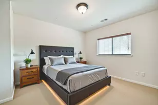 880 Shoal Pointe Ln, League City, TX 77573 - Photo 16