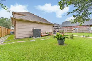 880 Shoal Pointe Ln, League City, TX 77573 - Photo 20