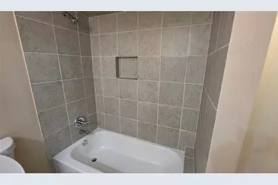 7925-7975 Streamside Drive #17, Houston, TX 77088 - Photo 18