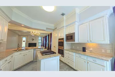 1307 Riverine Court, Houston, TX 77055 - Photo 12