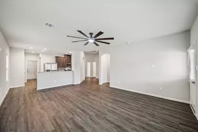 935 Golden Willow Lane, Conroe, TX 77304 - Photo 6