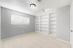 15415 Lanswick Dr, Houston, TX 77062 - Photo 18