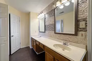 3119 Pilgrims Point Ln, Pearland, TX 77581 - Photo 12