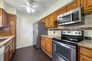 3119 Pilgrims Point Ln, Pearland, TX 77581 - Photo 4