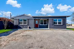 2102 Dewberry Ln, Pasadena, TX 77502 - Photo 1