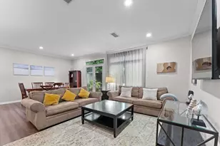 3804 Lake St, Houston, TX 77098 - Photo 10