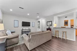 3804 Lake St, Houston, TX 77098 - Photo 10