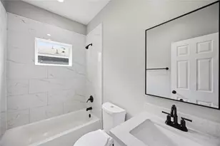 426 New Mexico St, Houston, TX 77029 - Photo 14