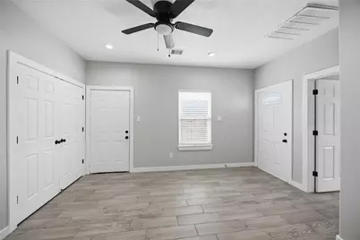 426 New Mexico Street #B, Houston, TX 77029 - Photo 6