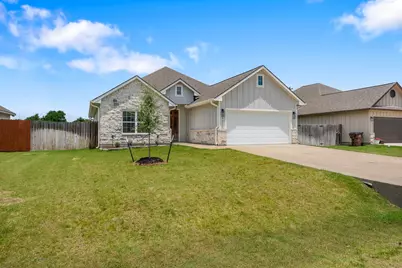 401 Brazos Bend, Snook, TX 77879 - Photo 2