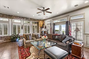 3039 Bayshore Dr, Bacliff, TX 77518 - Photo 10