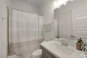 1910 Longcroft Ln, Katy, TX 77493 - Photo 34