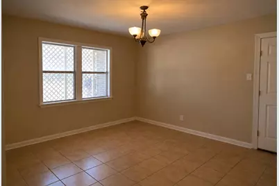 10 Maple Lane, Galveston, TX 77551 - Photo 12