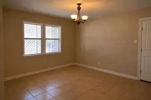 10 Maple Ln, Galveston, TX 77551 - Photo 12