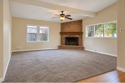 10 Maple Lane, Galveston, TX 77551 - Photo 4