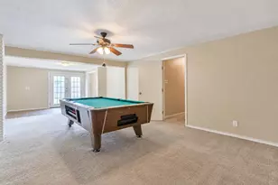 10 Maple Ln, Galveston, TX 77551 - Photo 8
