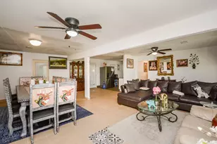 3421 Ave C, Dickinson, TX 77539 - Photo 8