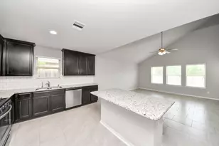 6918 Arcadia Meadow Ct, Richmond, TX 77407 - Photo 10