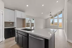 5210 Getty Ln, Iowa Colony, TX 77583 - Photo 18