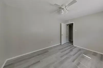 3815 Regency Drive, Houston, TX 77045 - Photo 14