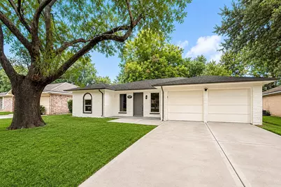 13619 Elm Court, Sugar Land, TX 77498 - Photo 1