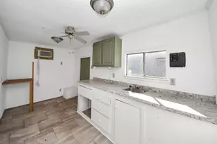 1404 Aldrich St, Houston, TX 77055 - Photo 32