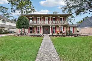 5618 Green Springs Dr, Houston, TX 77066 - Photo 2