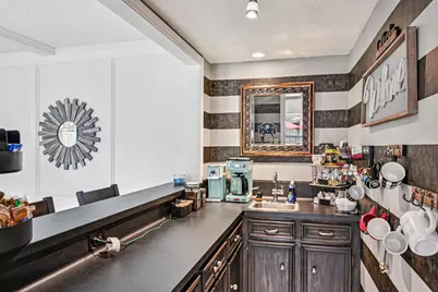 5618 Green Springs Drive, Houston, TX 77066 - Photo 12