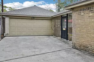 5618 Green Springs Dr, Houston, TX 77066 - Photo 44