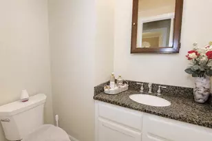 2019 Rosalyn Ct, Sugar Land, TX 77478 - Photo 18