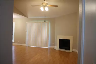 2120 El Paseo Street #2810, Houston, TX 77054 - Photo 6