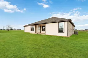 1285 Westfork Dr, Sealy, TX 77474 - Photo 30