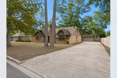 208 Cliffbrook Lane, Cleveland, TX 77327 - Photo 2