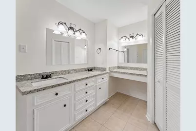 208 Cliffbrook Lane, Cleveland, TX 77327 - Photo 12