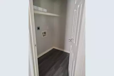 208 Canterbury Drive, Conroe, TX 77303 - Photo 4