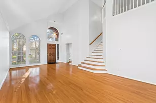 4034 Harwood Dr, Sugar Land, TX 77479 - Photo 6