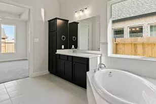 18822 Eastwood Rdg Ct, Crosby, TX 77532 - Photo 8