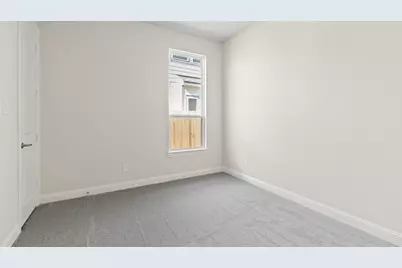 18822 Eastwood Ridge Court, Crosby, TX 77532 - Photo 12